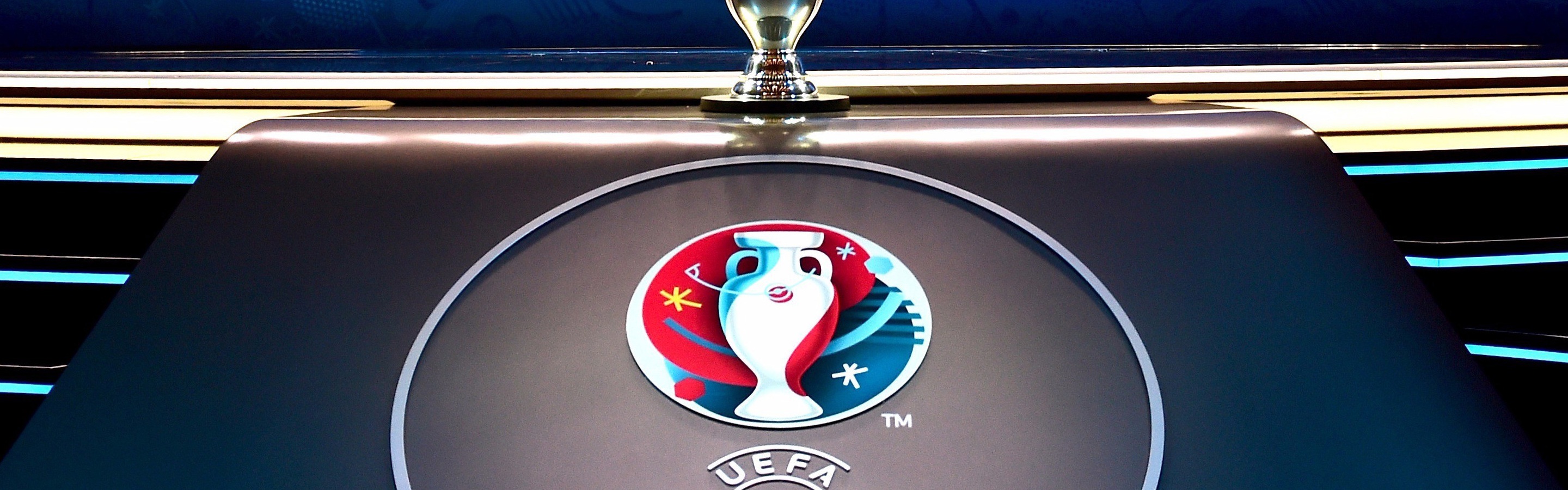 UEFA EURO 2016 Trophy