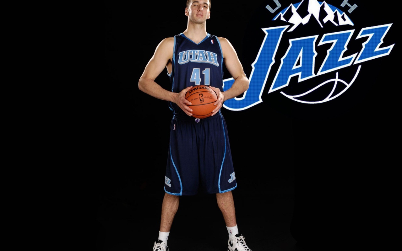 Utah Jazz American Professional Basketball Kosta Koufos