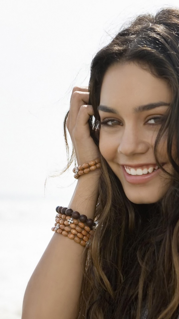 Vanessa Hudgens Singer Actor