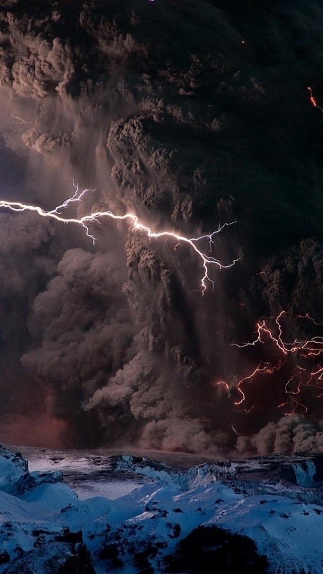 Volcano Lightning Dark Clouds Screen Natural Landscapes