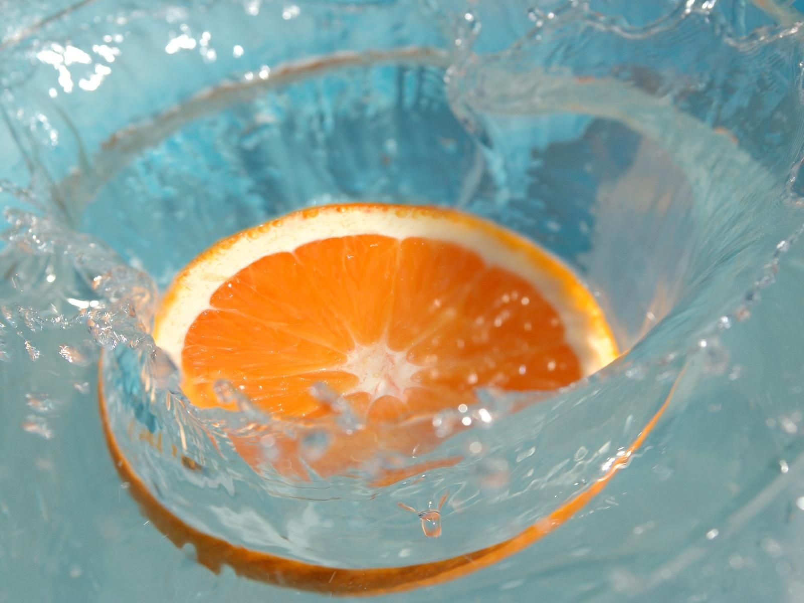 Water Fruits Food Splash Orange Slices