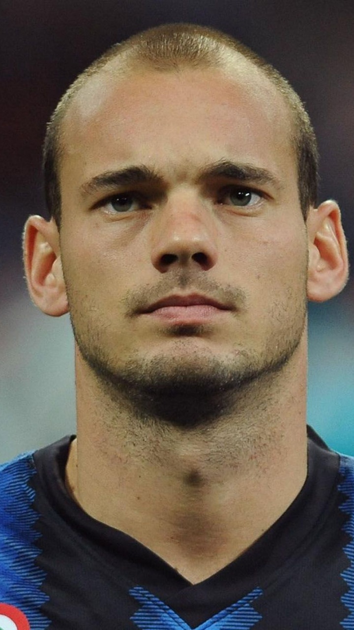 Wesley Sneijder Dutch Football Athlete1